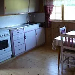 Nyaraló Pa Fjellet, Med Mange Turmuligheter !